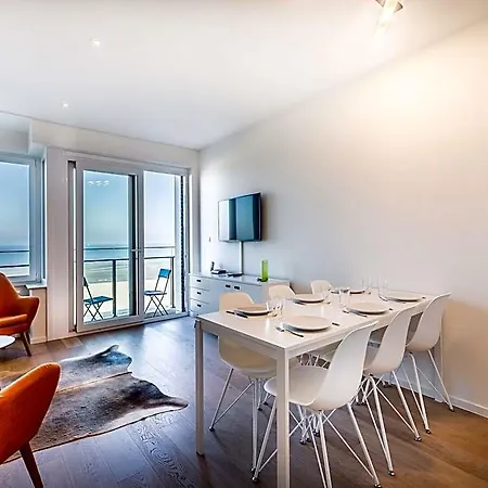 On Zeedijk With Stunning Sea View 2* Koksijde