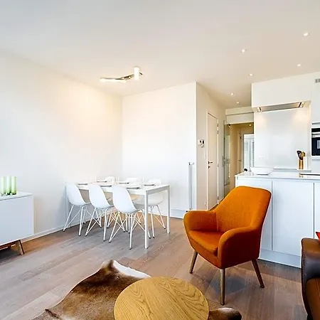 On Zeedijk With Stunning Sea View Hotel 2*